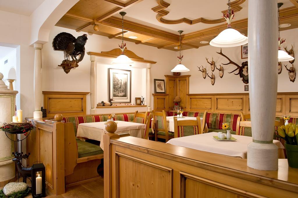 Hotel Angerwirt ไคลนาร์ล ภายนอก รูปภาพ